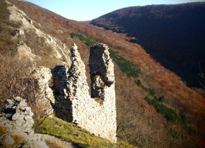 Hrad Ostrý kameň