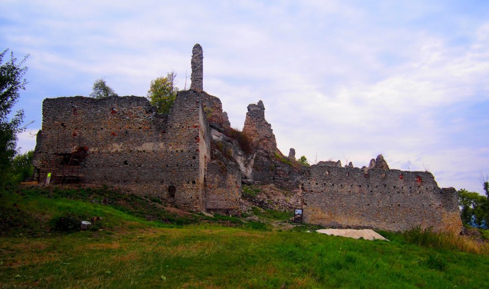 Zrúcanina hradu Korlátka