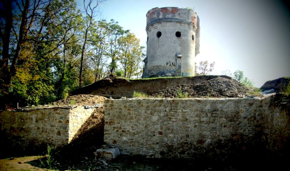 Zrúcanina Čeklís