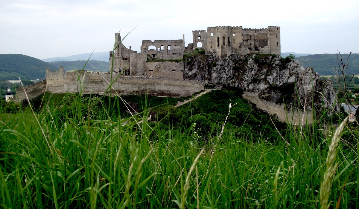 Beckovský hrad