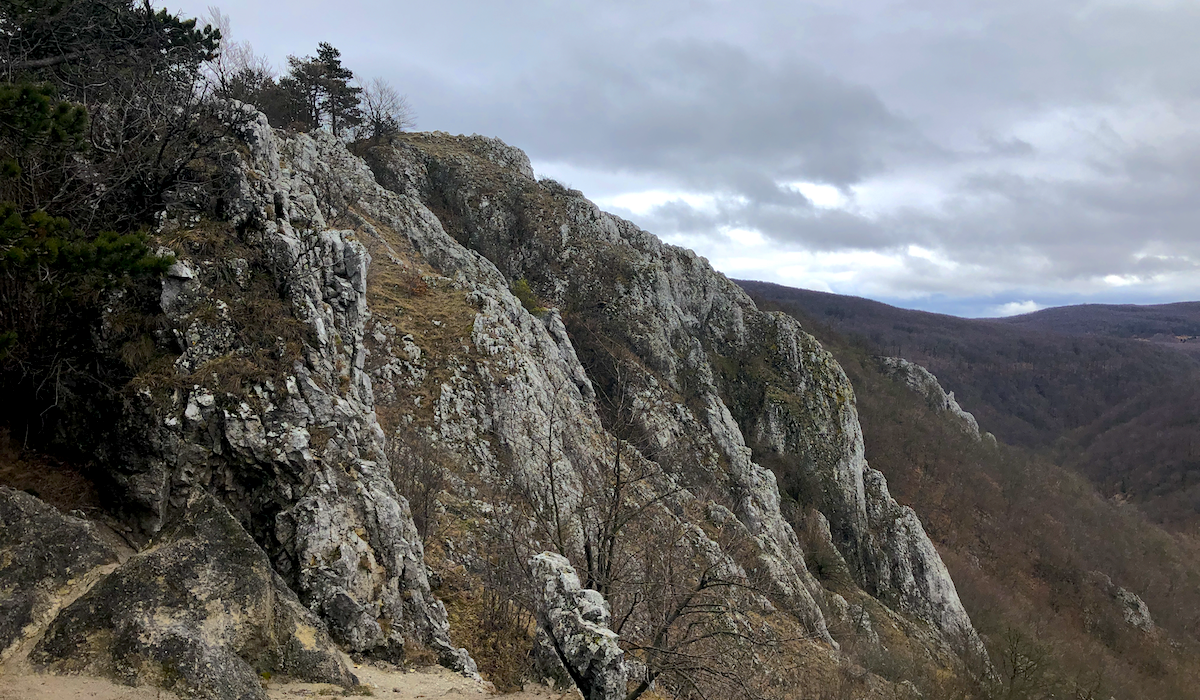 Kršlenica a Čierna skala