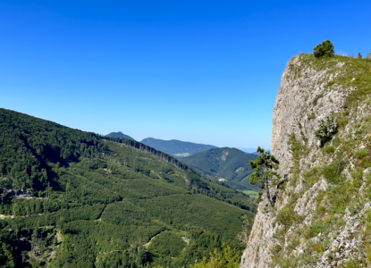 Červená skala v Strážovských vrchoch
