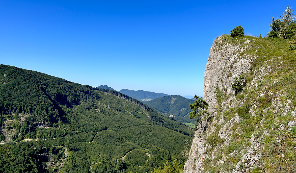 Červená skala v Strážovských vrchoch